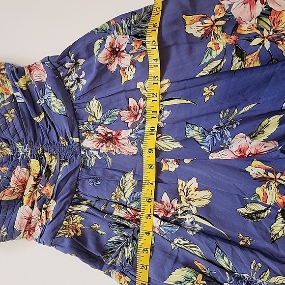 Floral Strapless Jumpsuit Size M      Anti-Slip Band & Cinched Waist - Picture 10 of 13